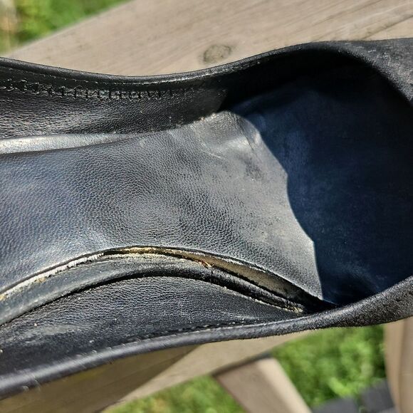 Tory Burch Black Suede Heels with Gold Logo & Block Heel - Project Heels - Picture 10 of 12